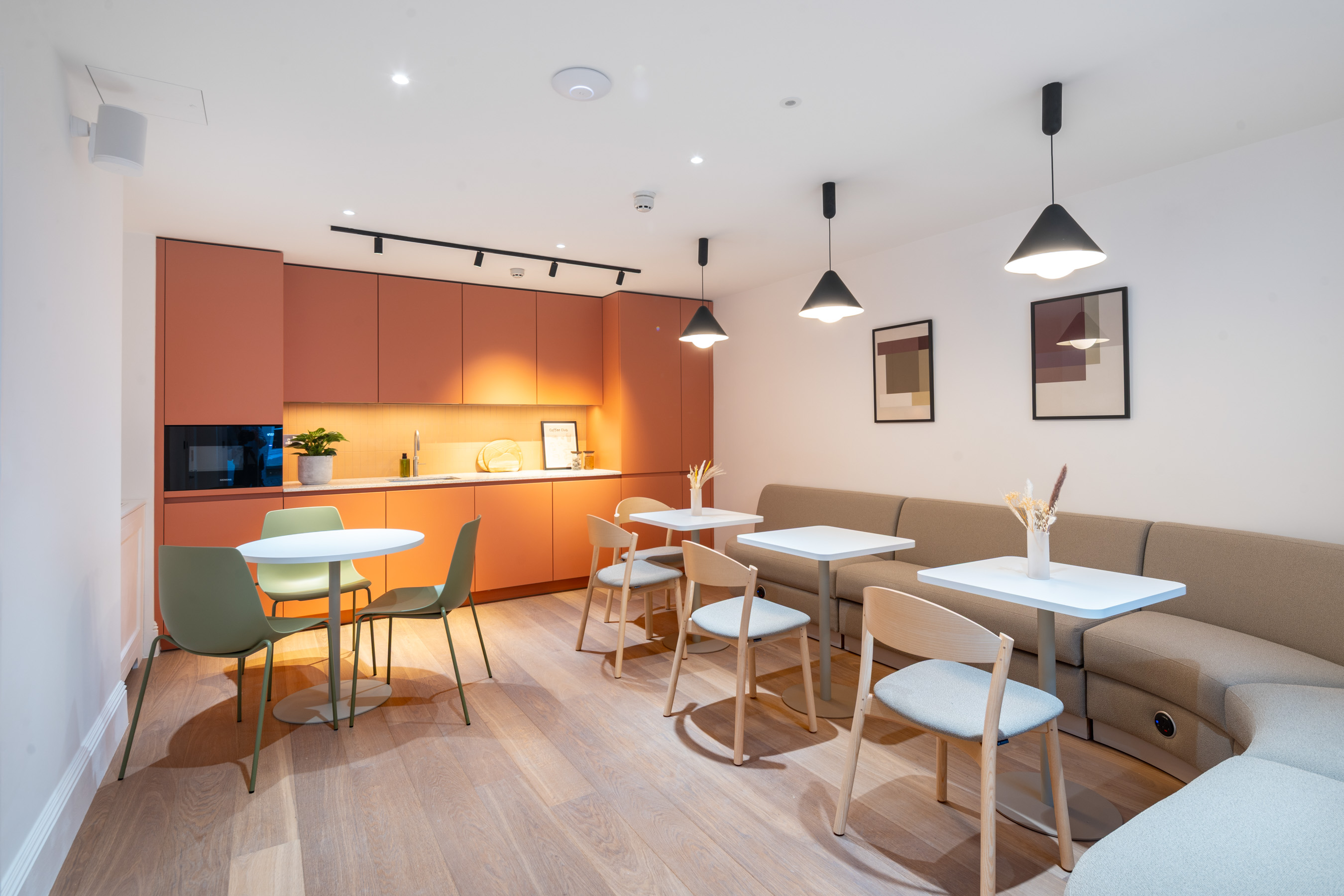 29 Gloucester Place Kitchenette