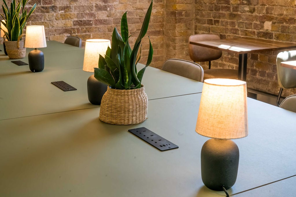 Every detail has been thought out, to ensure a seamless working day.