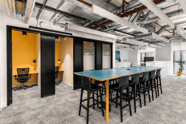 Workspaces are equipped with call booths, breakout zones, meeting rooms and kitchenettes.