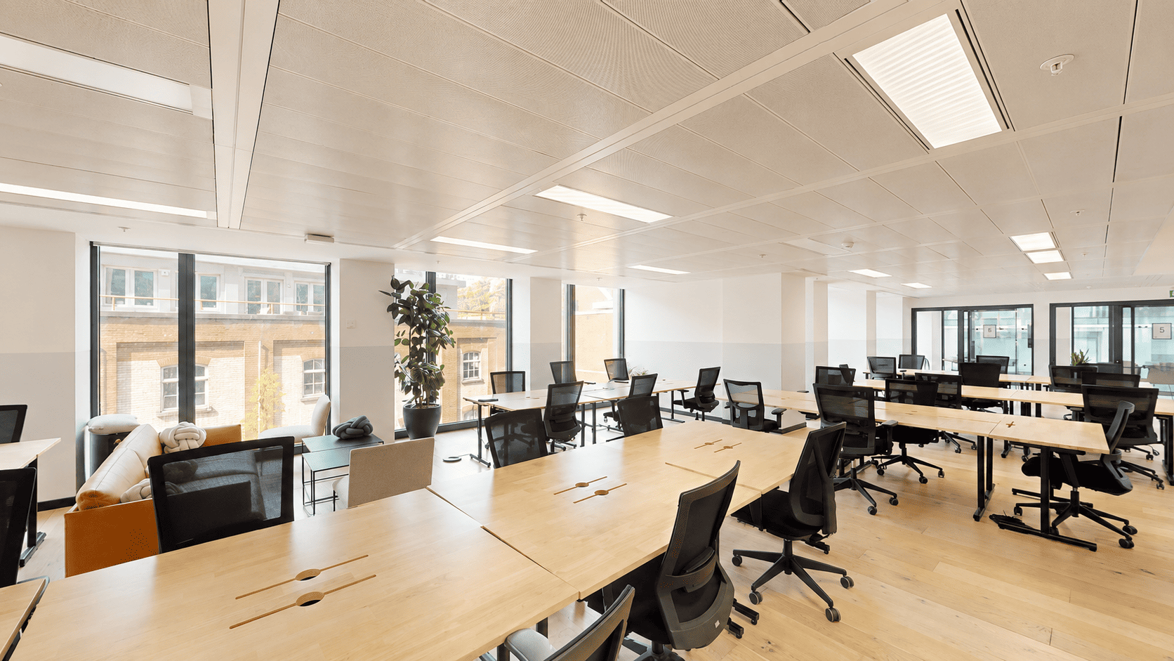 View of the internal open plan area of an office situated on the 6th floor of Alto Tower at Southbank Central